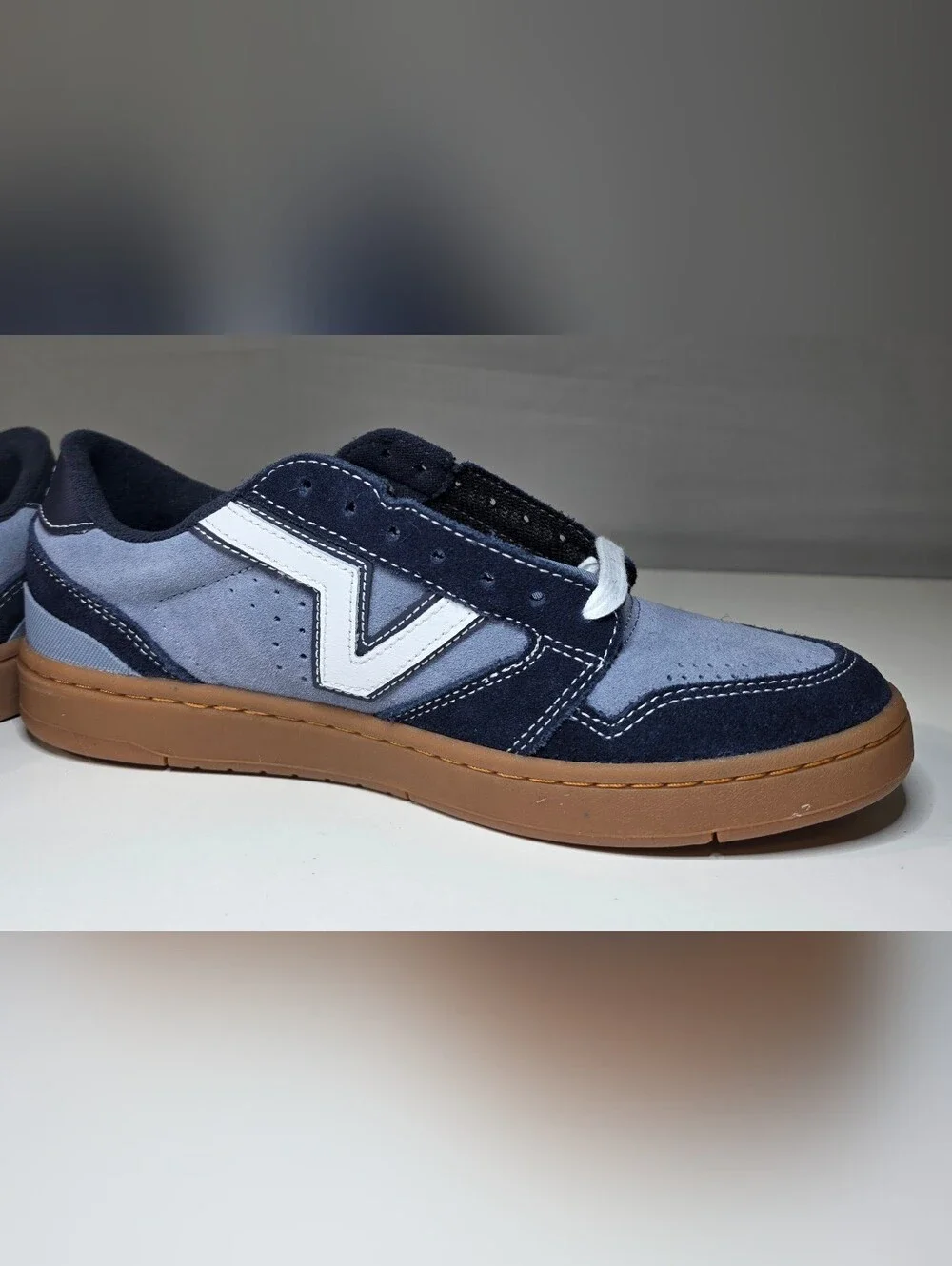 Vans Lowland 2.0 Sneaker in the Navy/Blue colorway Men's Size 9.5